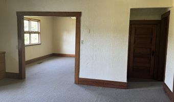762 E 1100 Rd, Baldwin City, KS 66006