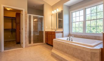 20262 KIAWAH ISLAND Dr, Ashburn, VA 20147