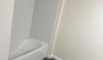 7530- D COXTON Ct 112, Alexandria, VA 22306