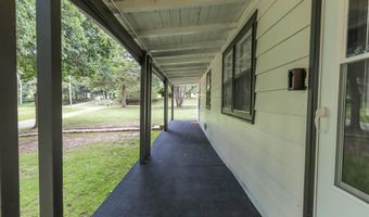 1701 E Chestnut Ave, Arkansas City, KS 67005