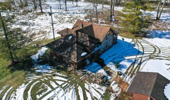 6033 Siemon Rd, Batesville, IN 47006