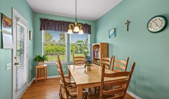 4041 Whitehall Ln, Algonquin, IL 60102