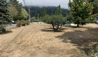 98465 N BANK CHETCO RIVER Rd, Brookings, OR 97415