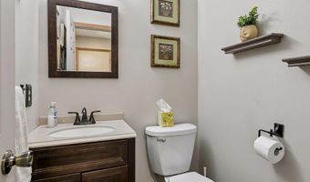 7370 158th St W, Apple Valley, MN 55124