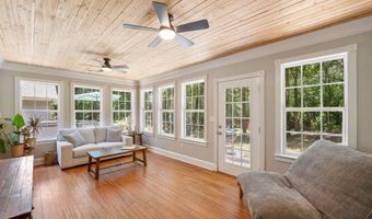 102 Crosscreek Dr, Anderson, SC 29621