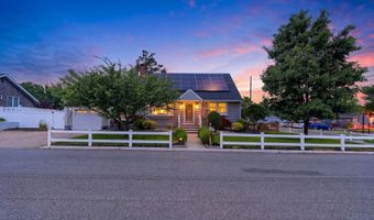 19 Harpoon St, Beachwood, NJ 08722
