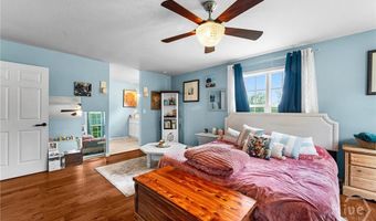 762 Old McLeod Bridge Rd, Adrian, GA 31002