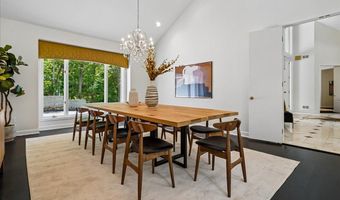 9100 ALDERSHOT Dr, Bethesda, MD 20817