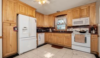 990 HILL Dr, Allentown, PA 18103