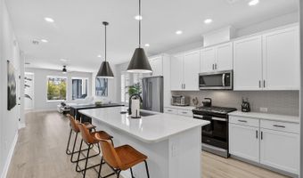 5451 DEL CORONADO Dr, Apollo Beach, FL 33572