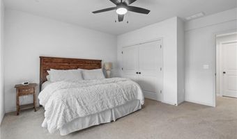14616 Aspen Cir, Basehor, KS 66007