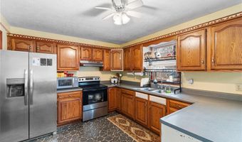 642 Horning Rd, Atwater, OH 44201