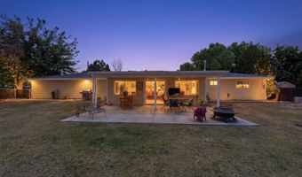 430 Abo Rd, Bosque Farms, NM 87068