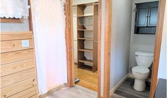 202 North Ln, Albert Lea, MN 56007