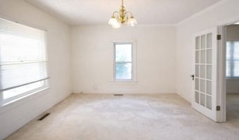 310 WALNUT St, Bridgeville, DE 19933