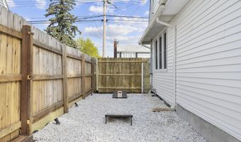 128 Bancroft Ave, Bridgeport, CT 06604