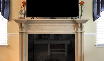 13 Sequoia Ct, Barnegat, NJ 08005