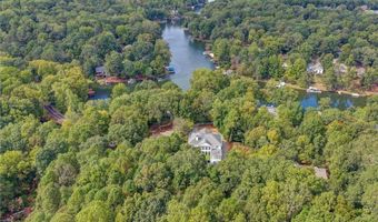 337 Lakeshore Dr, Berkeley Lake, GA 30096