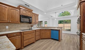 3518 Silver Oaks Dr, Abilene, TX 79606