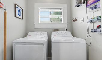 110 N Toulme St, Bay St. Louis, MS 39520