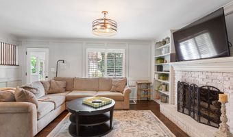 1726 Brookstone Way NW, Acworth, GA 30101