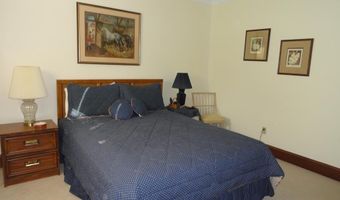 130 Bay Ave, Apalachicola, FL 32320