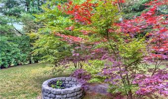 223 Ten Rod Rd, Exeter, RI 02822