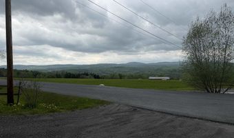 7 Meadow Wood Dr, Barre, VT 05654