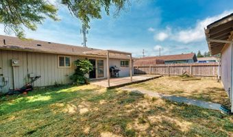 388 TANBARK Rd, Brookings, OR 97415