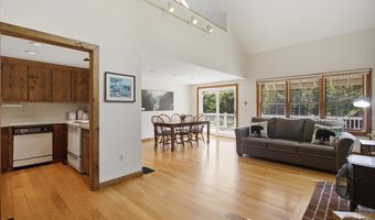 400 Spring Brook Rd, Arlington, VT 05250