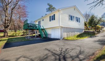 4 Nicholas St, Danbury, CT 06810