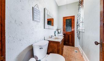 3 Pine St, Barrackville, WV 26559