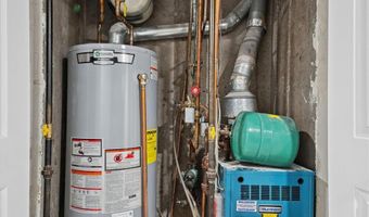 115 Schley Ave, Albertson, NY 11507