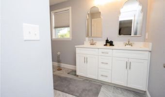 209 Curran Rd, Cumberland, RI 02864