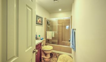 39 Harrison Rd, Bay St. Louis, MS 39520