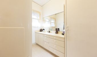 1709 Perry St, Honolulu, HI 96819