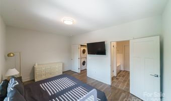 7318 Swans Run Rd, Charlotte, NC 28226