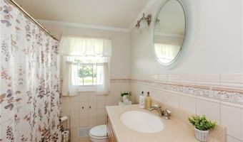 210 Essex Rd, North Kingstown, RI 02852