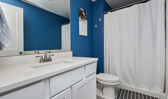 1917 Southbridge Dr, Adel, IA 50003