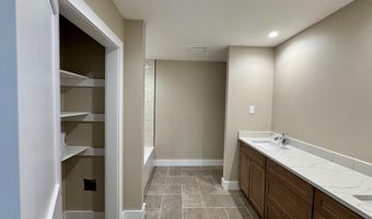 101 Lindbergh Cir, Albrightsville, PA 18210