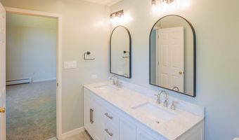 144 Lamsden Dr, Albrightsville, PA 18210