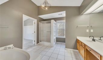 4935 Tanners Spring Dr, Alpharetta, GA 30022