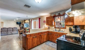 300 County Road 324, Adkins, TX 78101