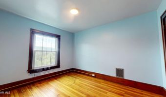 712 Bell Ave, Altoona, PA 16602