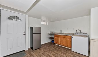 87 Buckingham Dr, Albany, NY 12208