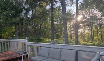 9 Kennebec Cir, Bath, ME 04530