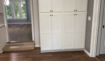 806 Woodridge Ct, Avon, IN 46123