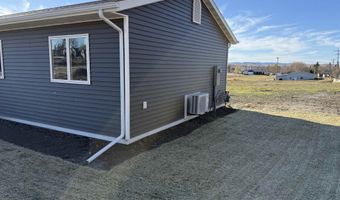 823 Heritage St, Belle Fourche, SD 57717