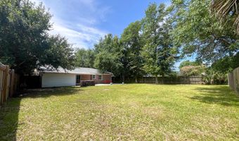 2300 Arbor Dr, Biloxi, MS 39531