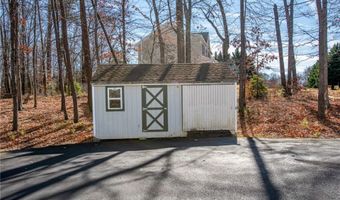 2387 Burlington Dr, Amissville, VA 20106